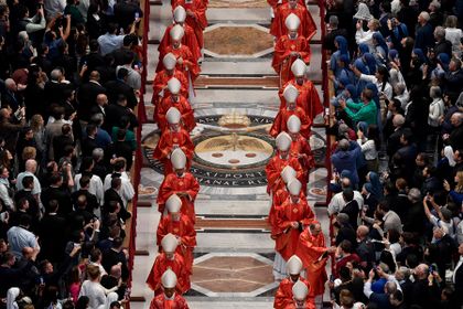 Imagen de  Así se desarrolla el cónclave para elegir nuevo papa: estos son los horarios de las fumatas