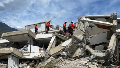 Imagen de  Bomberos de Medellín continúan apoyando las labores de rescate en La Guaira, Venezuela