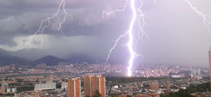 Imagen de  Entregaron recomendaciones de prevención por riesgos climáticos en Medellín durante Semana Santa