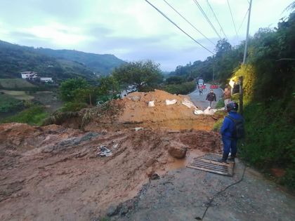 Imagen de  Actualización: habilitan paso a un carril en la vía Marinilla-El Peñol