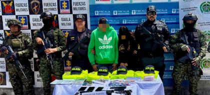 Imagen de  Allanamiento en Guatapé permitió capturar a dos hombres que al parecer delinquían haciéndose pasar por policías