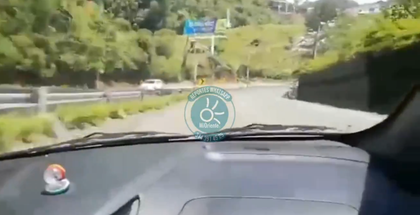 Imagen de  Preocupantes acrobacias en Las Palmas terminaron con un vehículo accidentado. Varios ocupantes eran menores de edad