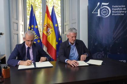 Imagen de Los ayuntamientos refuerzan la gestión del residuo textil