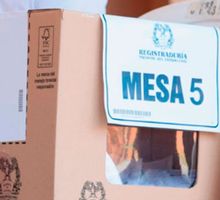 Riesgos electorales urbanos en Colombia: Alertan por desinformación, violencia y uso de inteligencia artificial