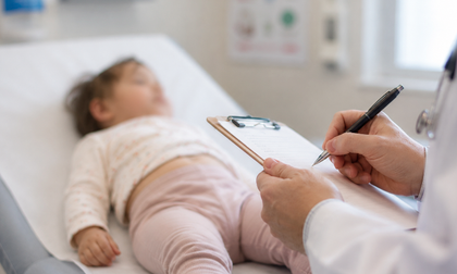 En Colombia, niñas y niños con alergia a la proteína de leche de vaca enfrentan un riesgo silencioso que podría afectar su crecimiento y desarrollo