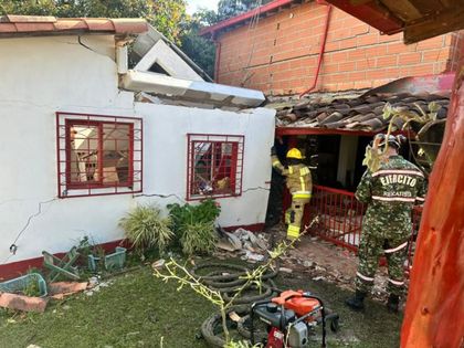 Imagen de En una clínica permanece la mujer rescatada tras explosión de una pipeta de gas en Rionegro. Su gato murió