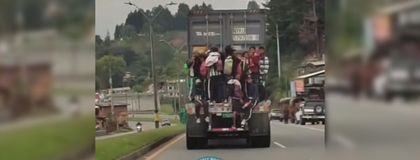 Imagen de Hasta con policías dentro de los vehículos buscan frenar los atracos contra transportadores