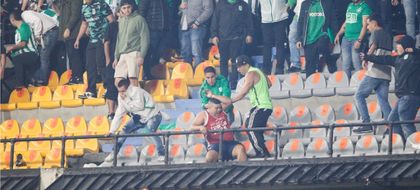 Imagen de Un policía y 21 hinchas heridos: el balance de la riña entre aficionados de Nacional y Junior en Medellín