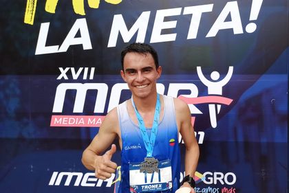 Imagen de ¡Rodrigo Jaramillo, ganador de la Media Maratón de Rionegro!