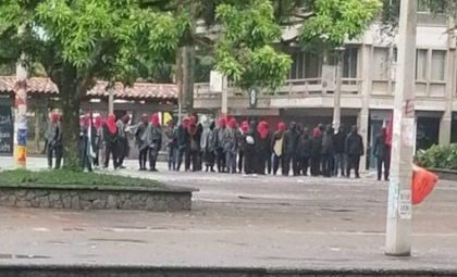 Imagen de  Eran cerca de 40 encapuchados en la UdeA y uno de ellos disparó un arma de fuego contra la policía: Alcaldía de Medellín
