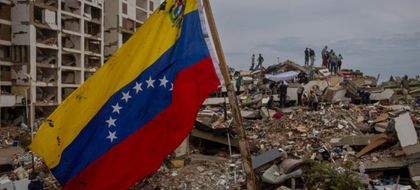 Imagen de Familias luchan por mantener viva la esperanza tras nueve días de los sismos en Venezuela