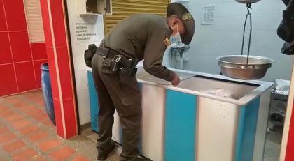 Imagen de Por vender carne en malas condiciones, dos hombres fueron capturados en Marinilla