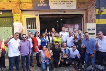 Imagen de  Fernando Valencia acompañó la inscripción de su lista al Concejo de Rionegro, “Primero la Gente” 