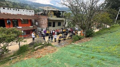 Imagen de Alcaldía de Medellín monitorea zonas en riesgo de deslizamientos con 110 instrumentos en 31 puntos críticos
