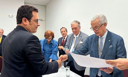 Magistrado caleño exaltado a miembro correspondiente