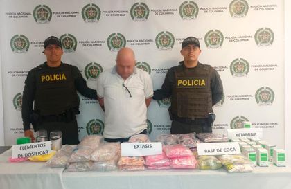 Imagen de  Hallaron anfetaminas, ketamina y múltiples estupefacientes en una vivienda en San Antonio de Prado: una persona capturada