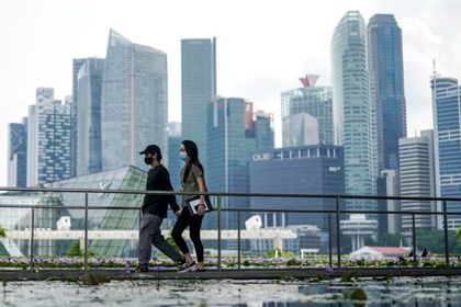 Imagen de  Estafadores digitales en Singapur recibirían hasta 24 latigazos como castigo