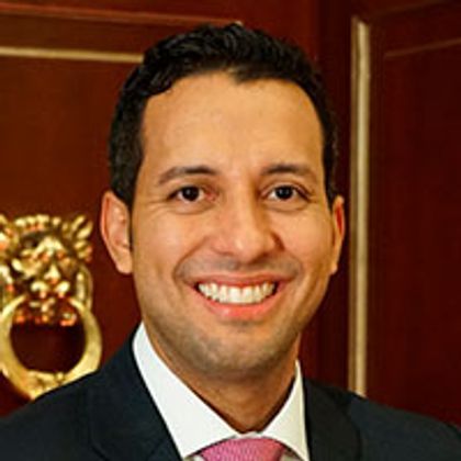 Julián López, en campaña por la Presidencia de la Cámara
