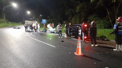 Imagen de Un policía muerto, otro en UCI y dos civiles heridos deja confuso accidente en Las Palmas