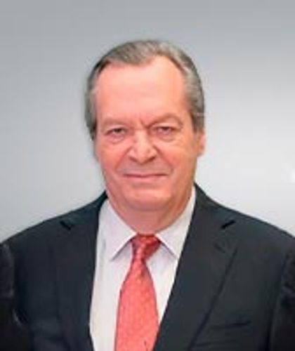 Don Olindo Reis de Oliveira. ¿Cómo describe Ventana a este reconocido empresario?