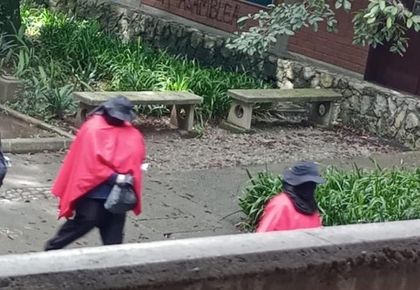 Imagen de  Fuerza pública se enfrentó a encapuchados en la UdeA que al parecer pretendían afectar la movilidad