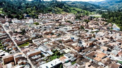 Imagen de  El Retiro hará reapertura del parque principal con el encendido de alumbrados navideños