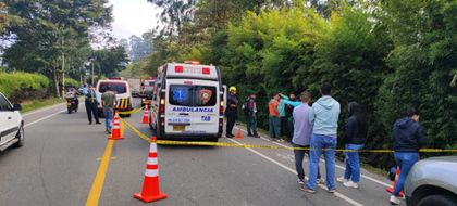 Imagen de Joven ciclista murió tras ser arrollada por un microbús en La Ceja