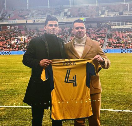 Imagen de  Futbolista de San Luis fue presentado por su nuevo equipo en Estados Unidos