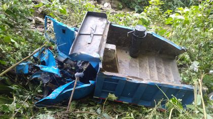 Imagen de Gravemente herido quedó conductor de volqueta que rodó por un abismo en Argelia