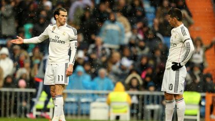 James y Bale entrenaron con normalidad