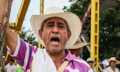 Por paro arrocero persisten bloqueos en al menos 10 departamentos