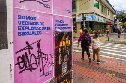 Imagen de  En El Poblado circulan panfletos y afiches contra extranjeros que explotan menores de edad
