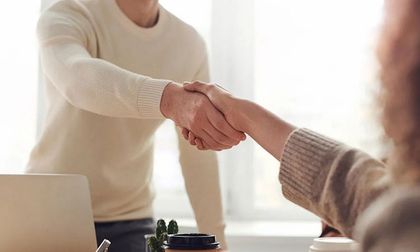 Grupo Argos abre 35 vacantes para profesionales y 59 para practicantes y en Colombia