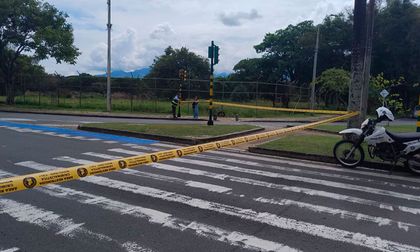 Otra vez cierran vías del sur de Cali ante plantón de estudiantes de Univalle