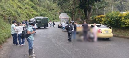 Imagen de  Accidente de tránsito en Cocorná deja dos militares heridos