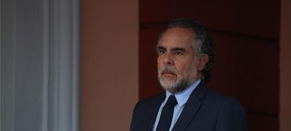 Imagen de  Ministro de Interior admite adicción a las drogas y alcohol