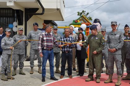 Imagen de  ”Plan Corazón Amigo”: Fuerza Aérea Colombiana realizó adecuaciones en una institución educativa de Rionegro