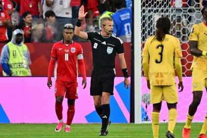 Imagen de En la primera fase del Mundial ya hay más expulsados que en todo Qatar 2022 y Rusia 2018