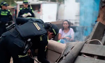 Megatomas en Cali intervienen la Comuna 8: incautan 37 armas cortopunzantes y capturan a una persona