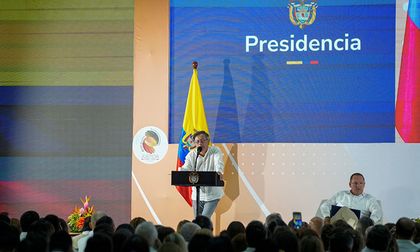 Petro ordena militarizar frontera con Venezuela en el Catatumbo