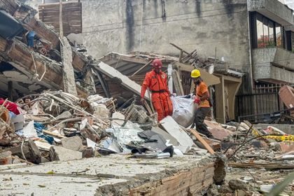Imagen de Medicina Legal ha recibido 304 cuerpos de víctimas del terremoto, 22 de menores de edad