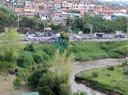 Imagen de  Autoridades hallan un cuerpo sin vida en el río Negro