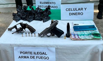 Capturan a ocho moto ladrones en Cali con celulares, joyas y equipos médicos robados