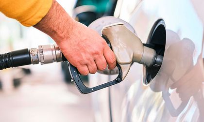 Congreso estudia nuevos impuestos a gasolina, licores y tabaco