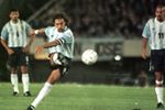 Imagen de A 2 días del Mundial: los dos tripletes de Batistuta bajo la mira de artilleros de élite