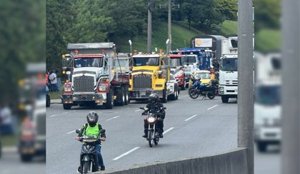 Imagen de  Continúan las protestas contra aumento del precio de la gasolina; así está la movilidad