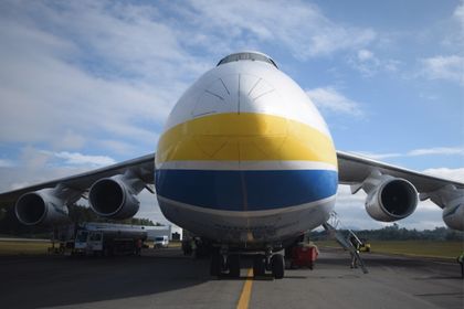 Imagen de Más imágenes del Antonov-124, uno de los aviones más grandes del mundo, que hoy aterrizó en Rionegro