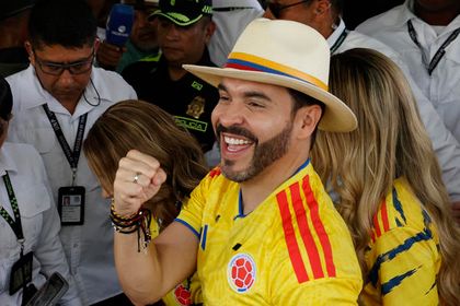 Imagen de El abogado Abelardo de la Espriella gana la Presidencia de Colombia con estrecho margen de 245 238 votos