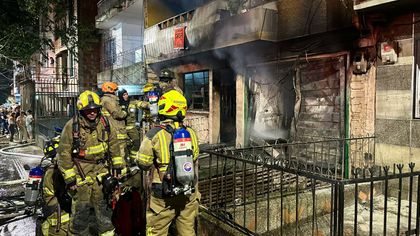 Imagen de Un hombre con movilidad reducida y sus mascotas, dos conejos, fallecieron en un incendio estructural en Medellín