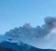 Emisión de ceniza del volcán Puracé alcanza 1.7 kilómetros, pero alerta permanece en amarillo